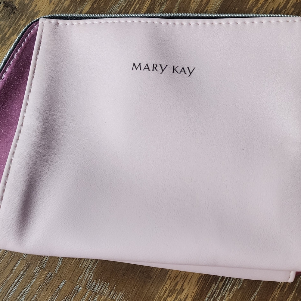 Mary Kay Pink Cosmetic Case for Beauty Essentials